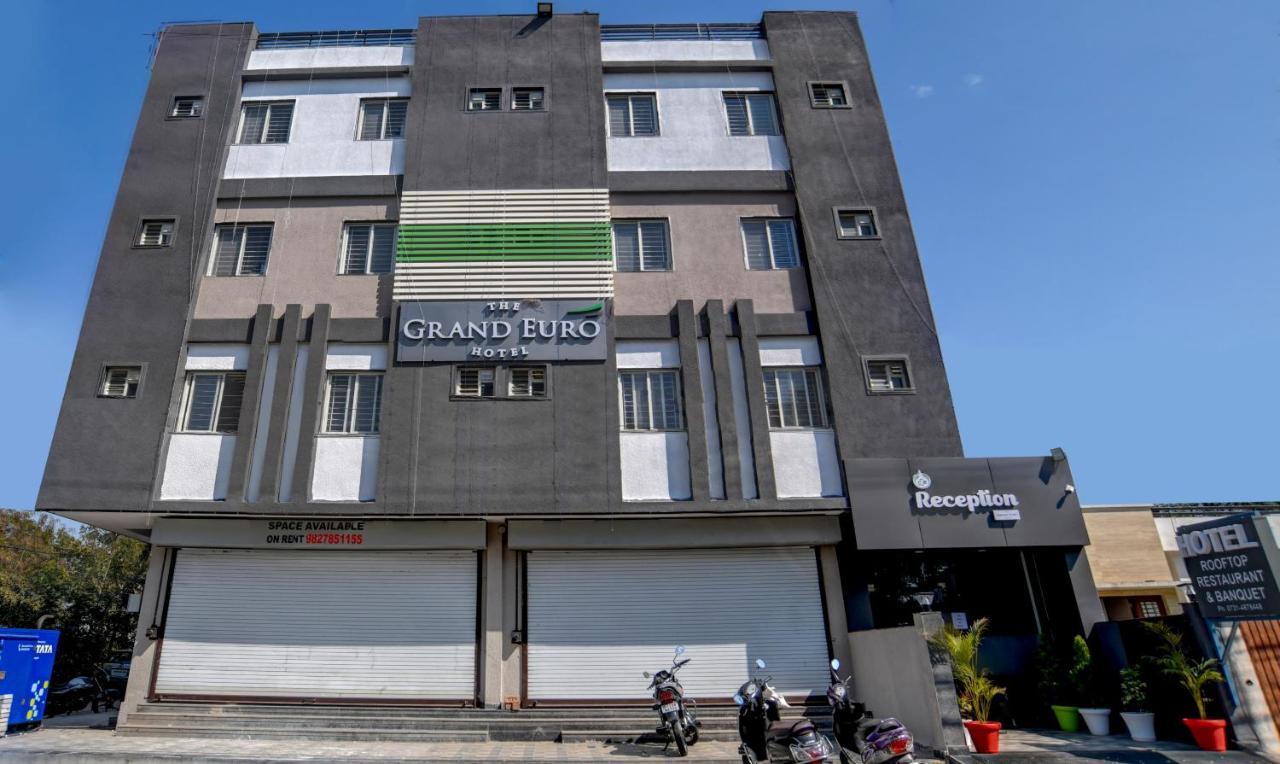 Treebo Grand Euro Pipliyahana Square Indore Exterior photo