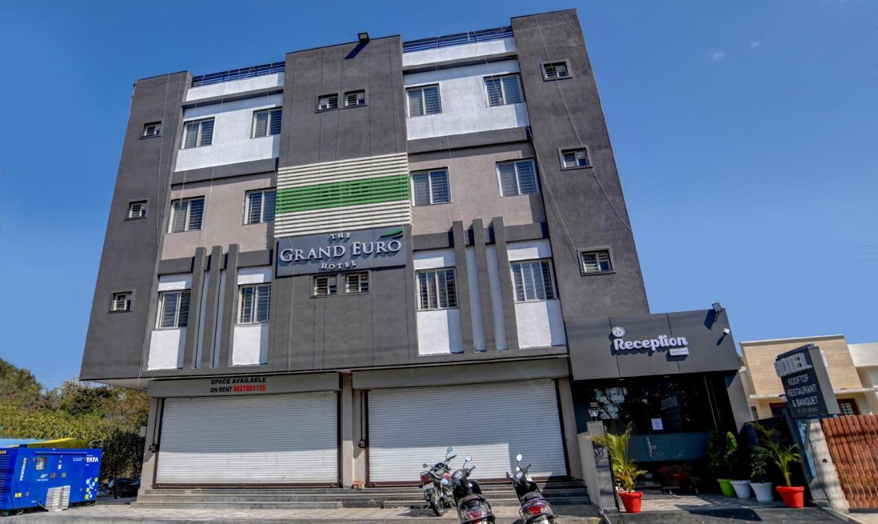 Treebo Grand Euro Pipliyahana Square Indore Exterior photo