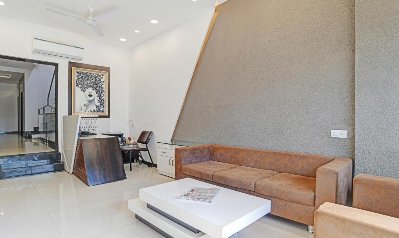 Treebo Grand Euro Pipliyahana Square Indore Exterior photo